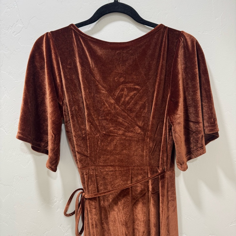 NWT Baltic Born Meghan Velvet Wrap Maxi Dress Bronze Brown Women's Small - Picture 10 of 16